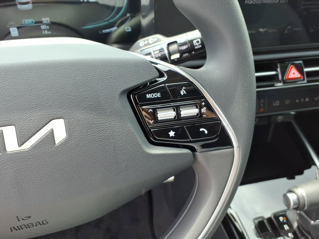 New 2026 Kia Niro LX FWD image 21
