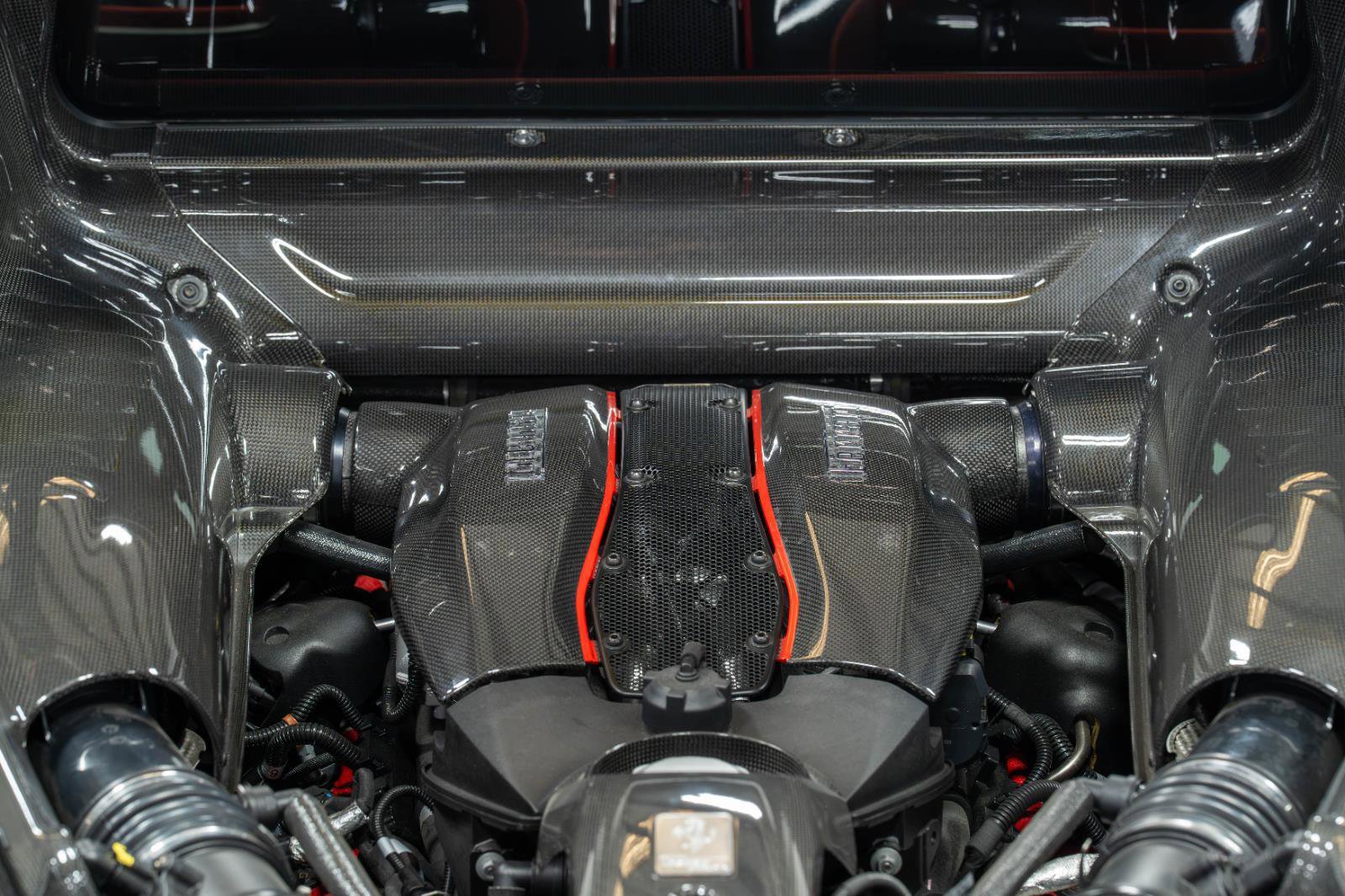 Used 2019 Ferrari 488 Pista Coupe RWD image 47