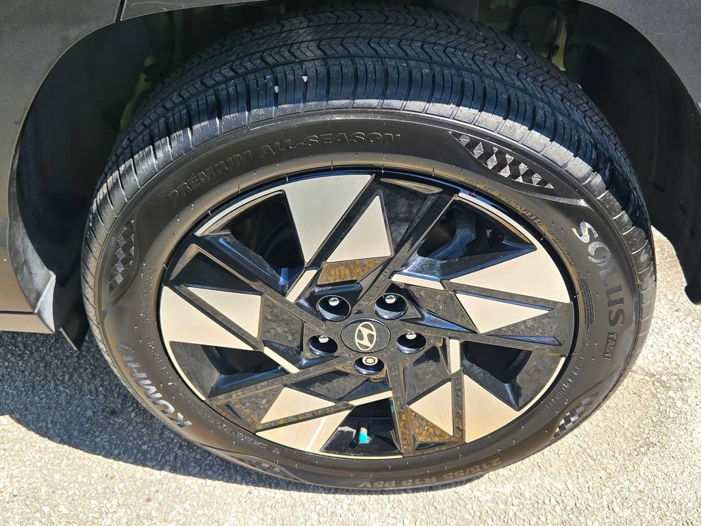 Certified 2024 Hyundai Kona SEL AWD/4WD image 23
