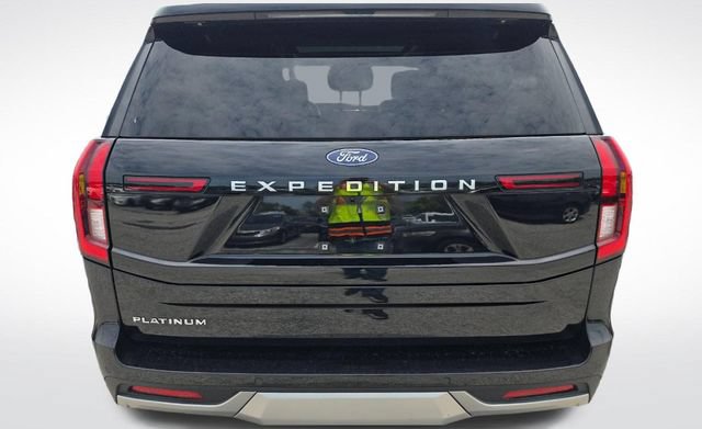 Used 2025 Ford Expedition Platinum AWD/4WD image 9