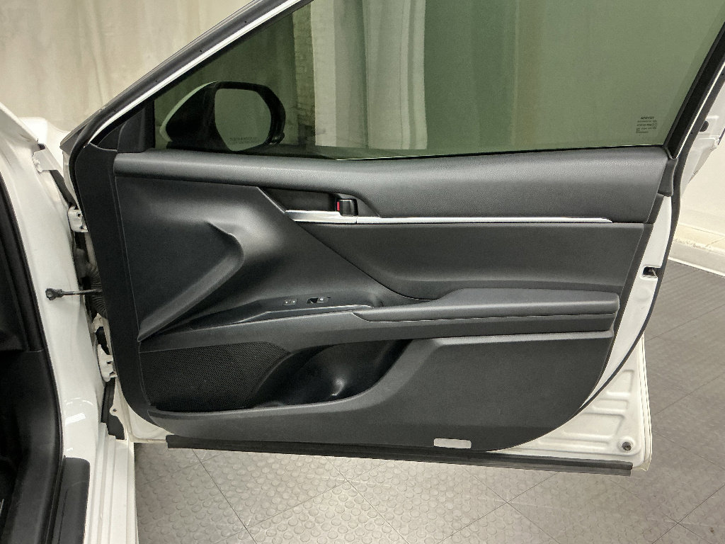 Used 2018 Toyota Camry SE w/ Protection Package (Q1) FWD image 30