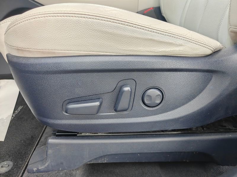 Used 2022 Hyundai Palisade SEL w/ Premium Package image 11