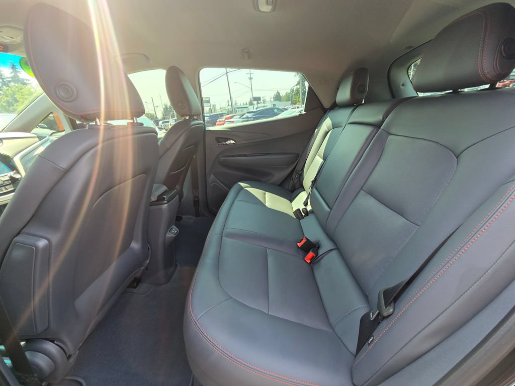 Used 2020 Chevrolet Bolt Premier w/ Infotainment Package FWD image 16
