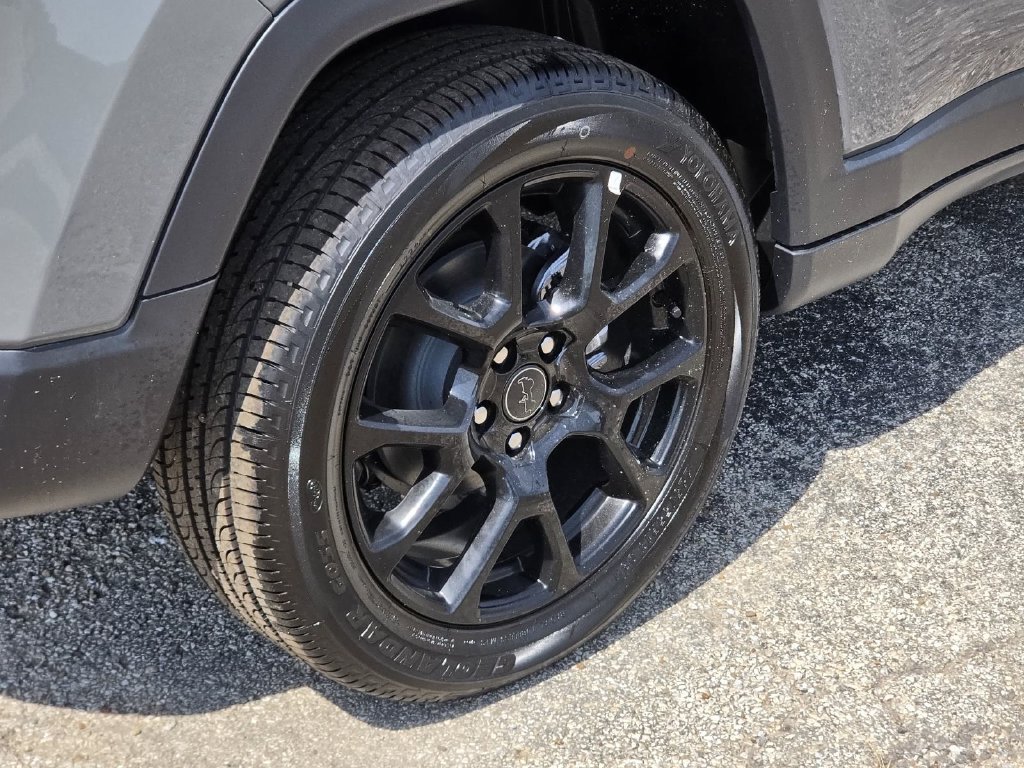 New 2026 Jeep Compass Latitude AWD/4WD image 7