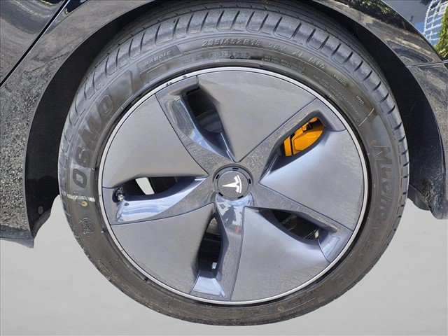 Used 2020 Tesla Model 3 Standard Range Plus RWD image 22