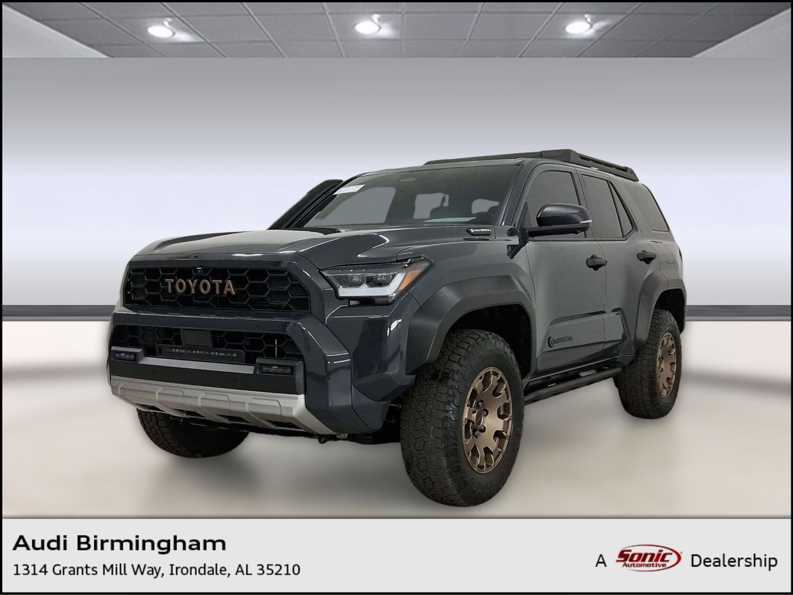 Used 2025 Toyota 4Runner Trailhunter image 1