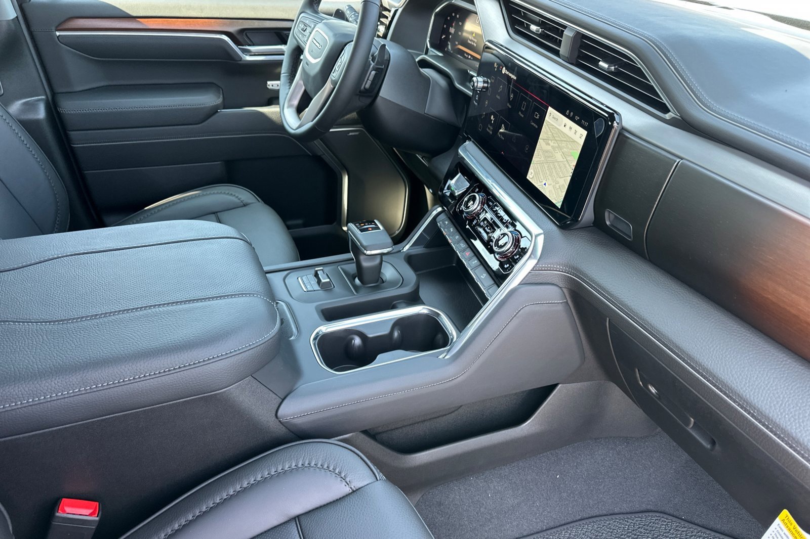 New 2026 GMC Sierra 1500 Denali w/ Technology Package image 14