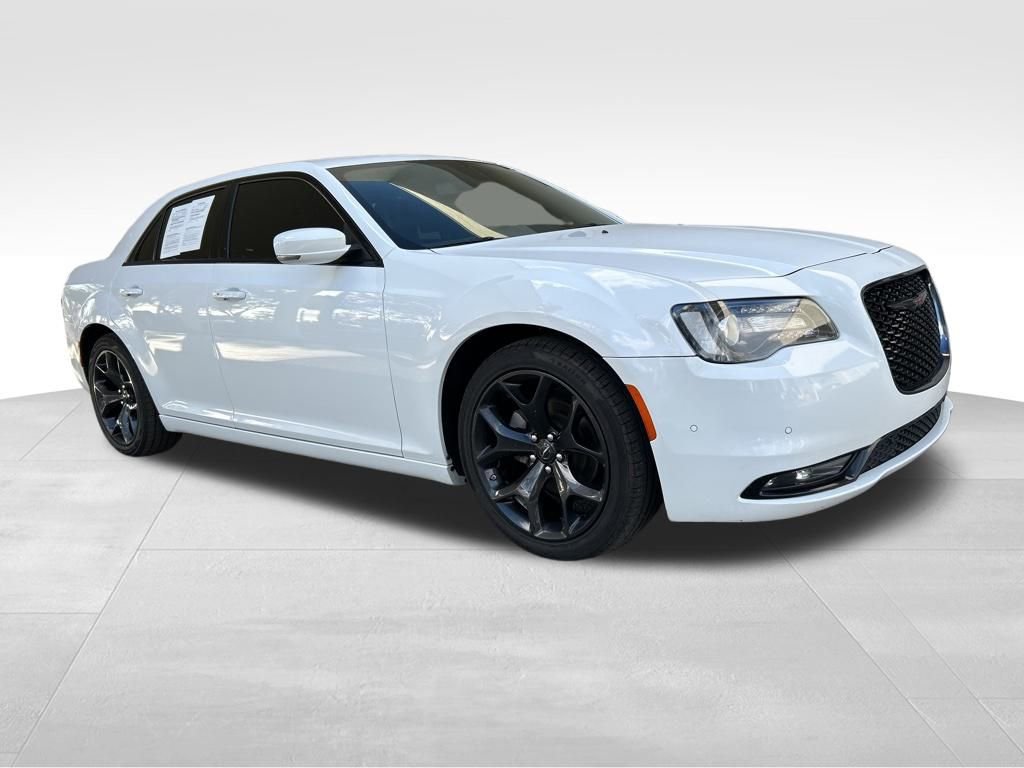 Used 2023 Chrysler 300 S image 2