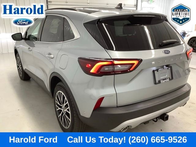 Used 2024 Ford Escape SE w/ PHEV Premium Package FWD image 4