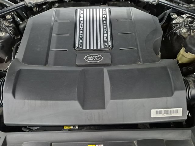 Used 2020 Land Rover Range Rover HSE AWD/4WD image 24