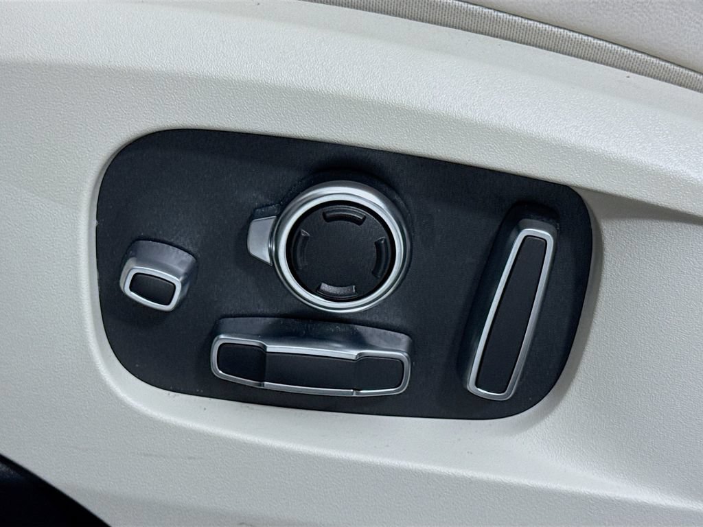 Used 2024 Jaguar F-PACE R-Dynamic S AWD/4WD image 20