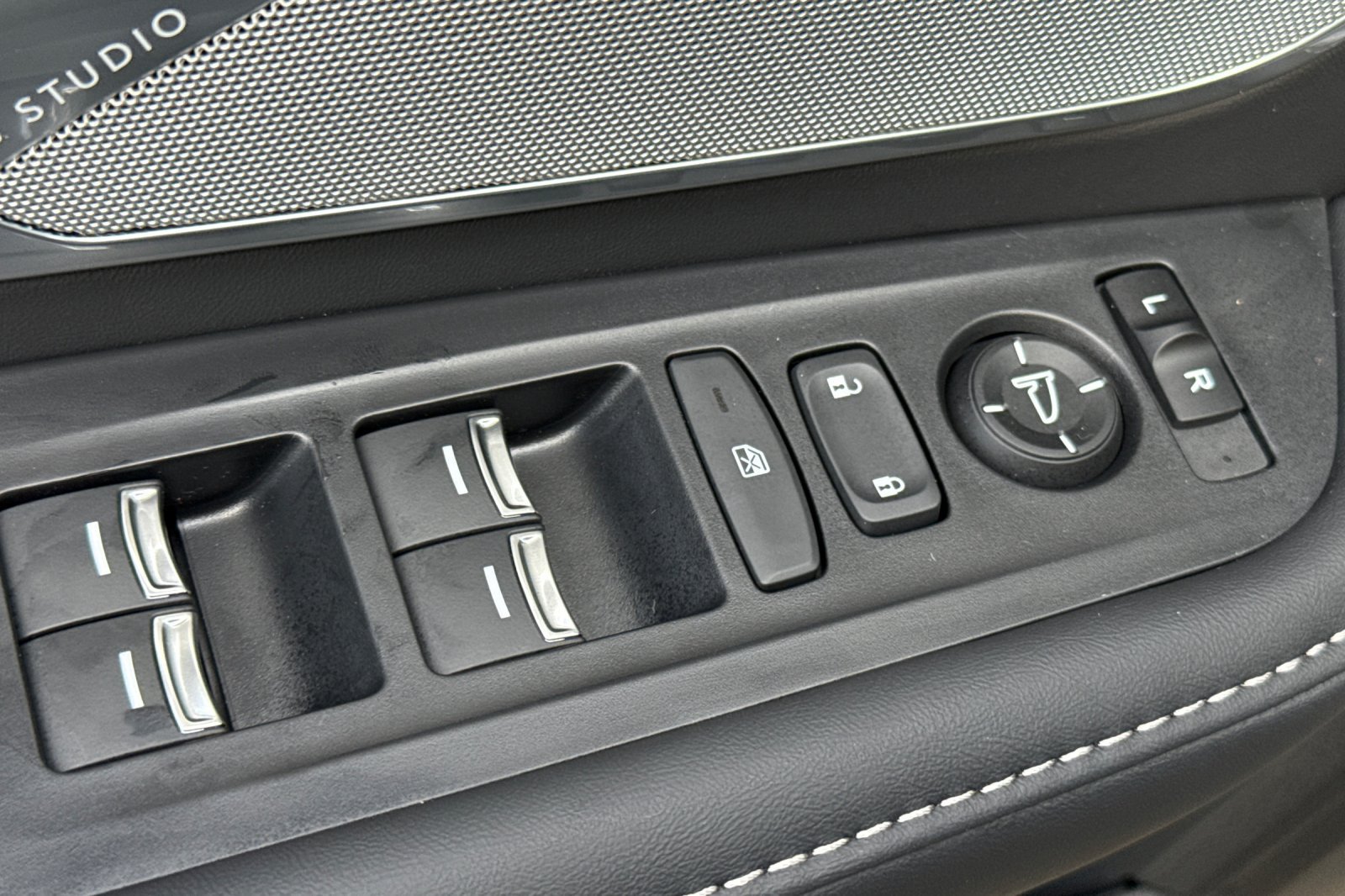 New 2026 Acura RDX w/ Technology Package AWD/4WD image 11