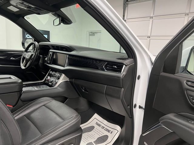 Used 2022 GMC Yukon XL Denali image 55