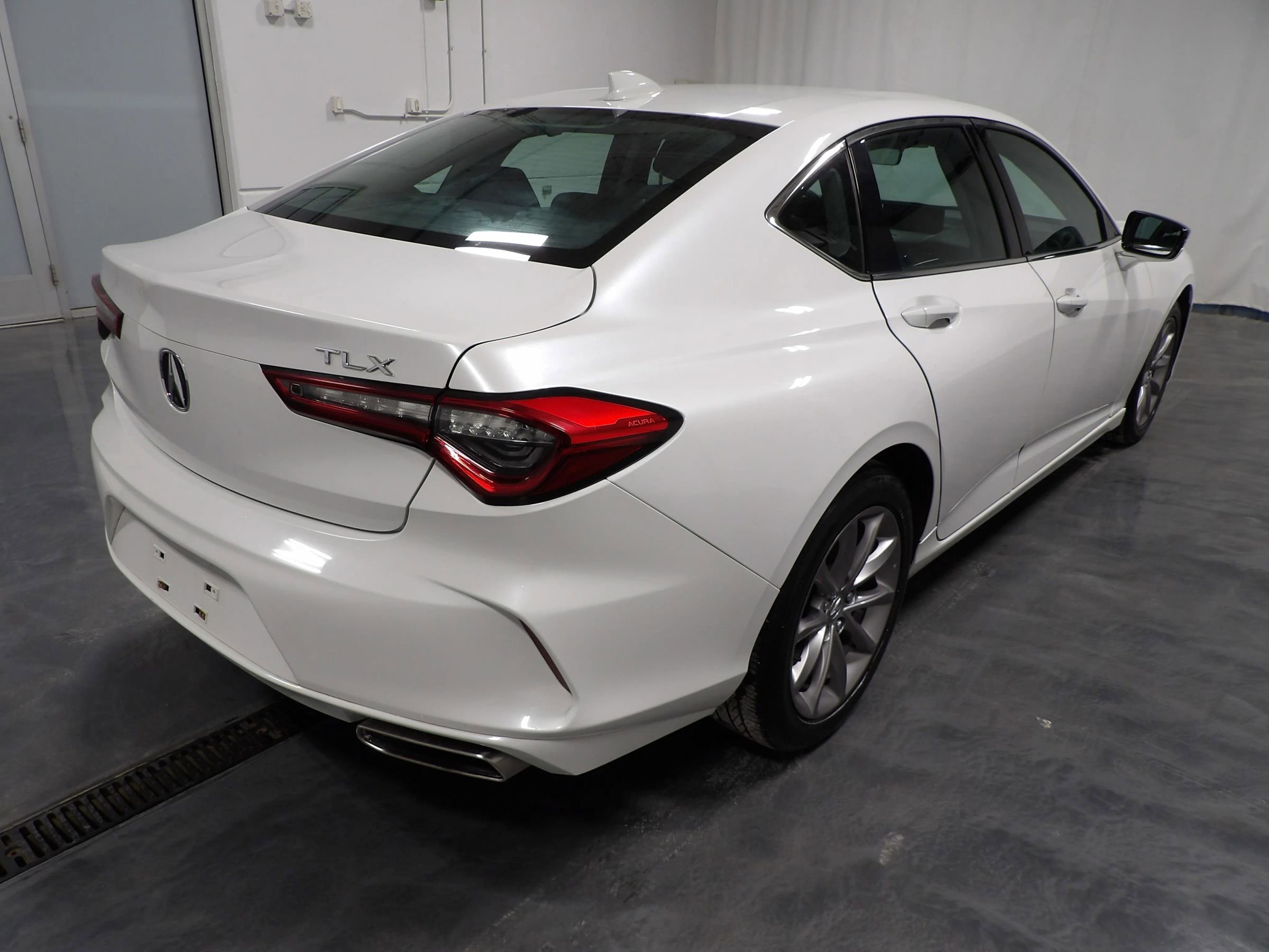 Used 2021 Acura TLX 2.0 Sedan 4D image 6