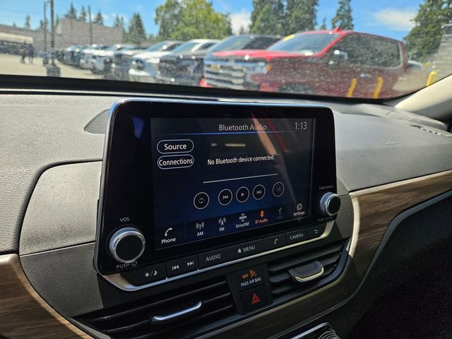 Used 2024 Nissan Altima 2.5 SV FWD image 29