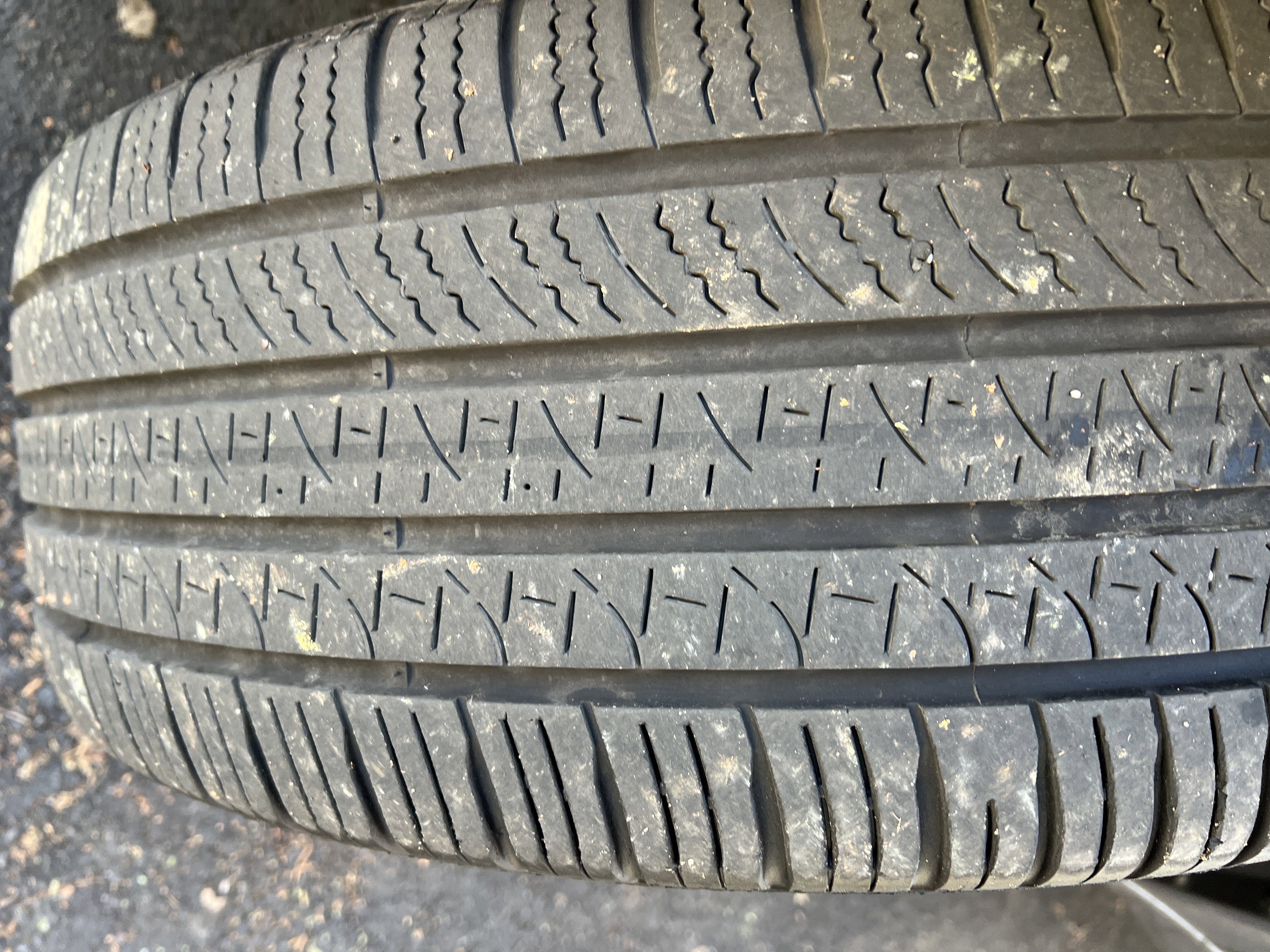 Used 2025 Volvo XC60 B5 Plus w/ Climate Package image 12