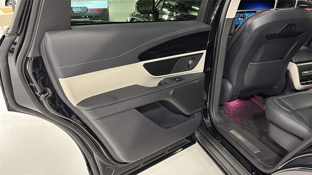 Used 2025 Lincoln Nautilus Premier w/ Equipment Group 102A image 26