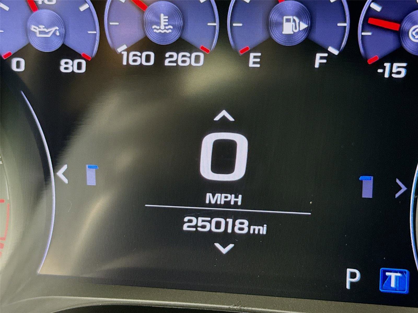 Used 2019 Chevrolet Camaro ZL1 image 2