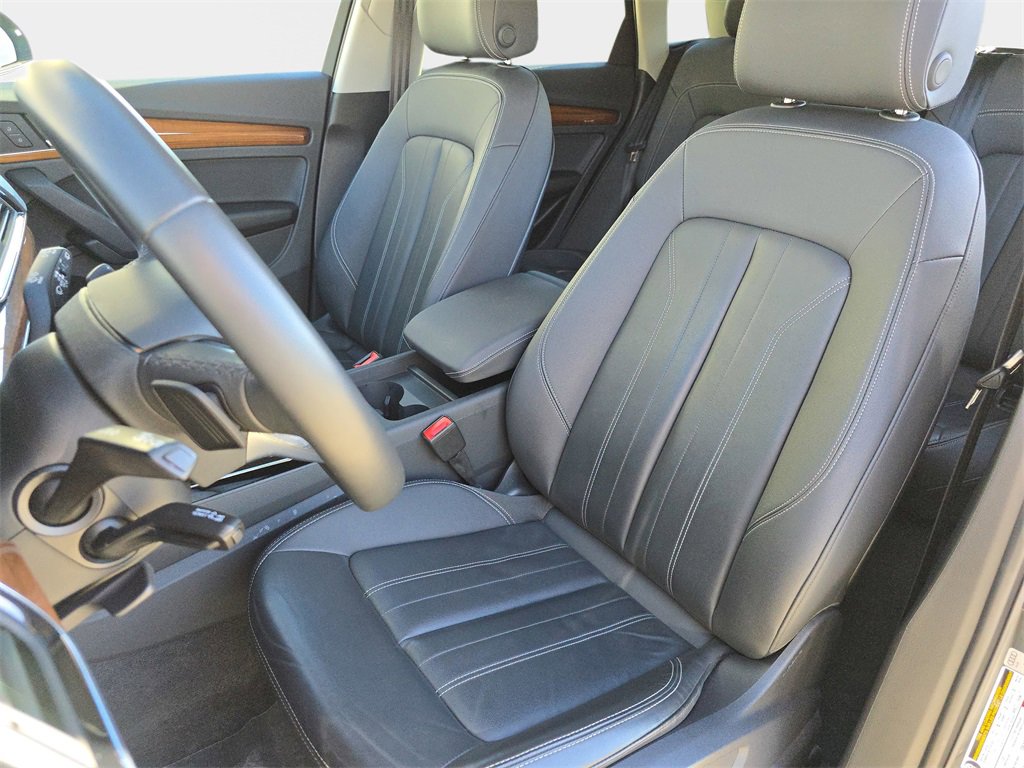 Certified 2023 Audi Q5 2.0T Premium w/ Convenience Package image 15