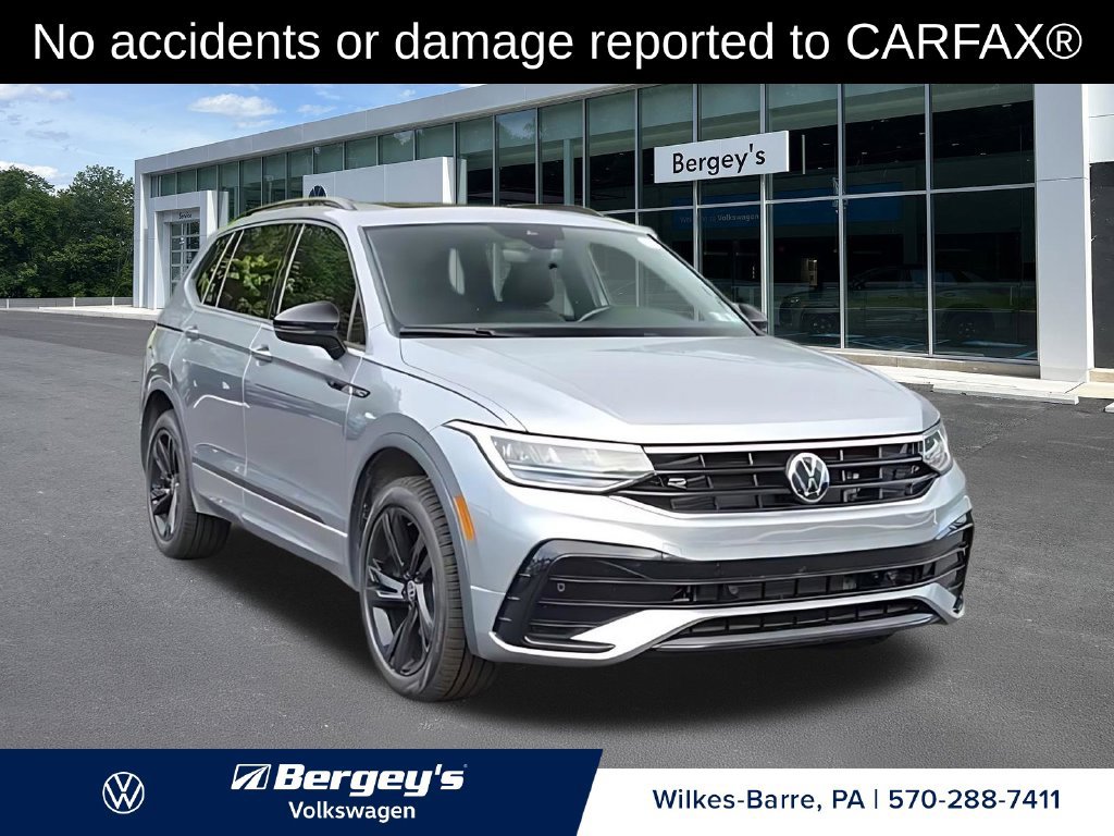 Certified 2024 Volkswagen Tiguan SE R-Line AWD/4WD image 2