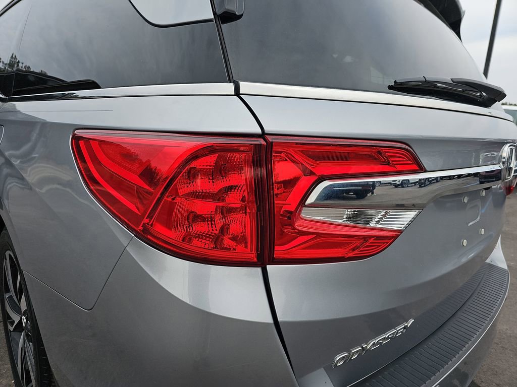 Used 2018 Honda Odyssey Elite image 39