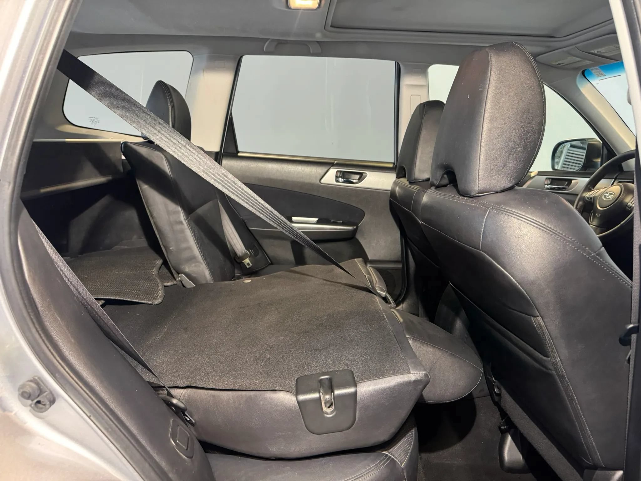 Used 2012 Subaru Forester 2.5X Limited AWD/4WD image 29