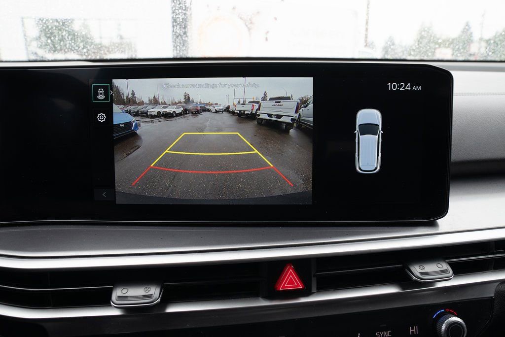 Used 2024 Kia Sorento S FWD image 13