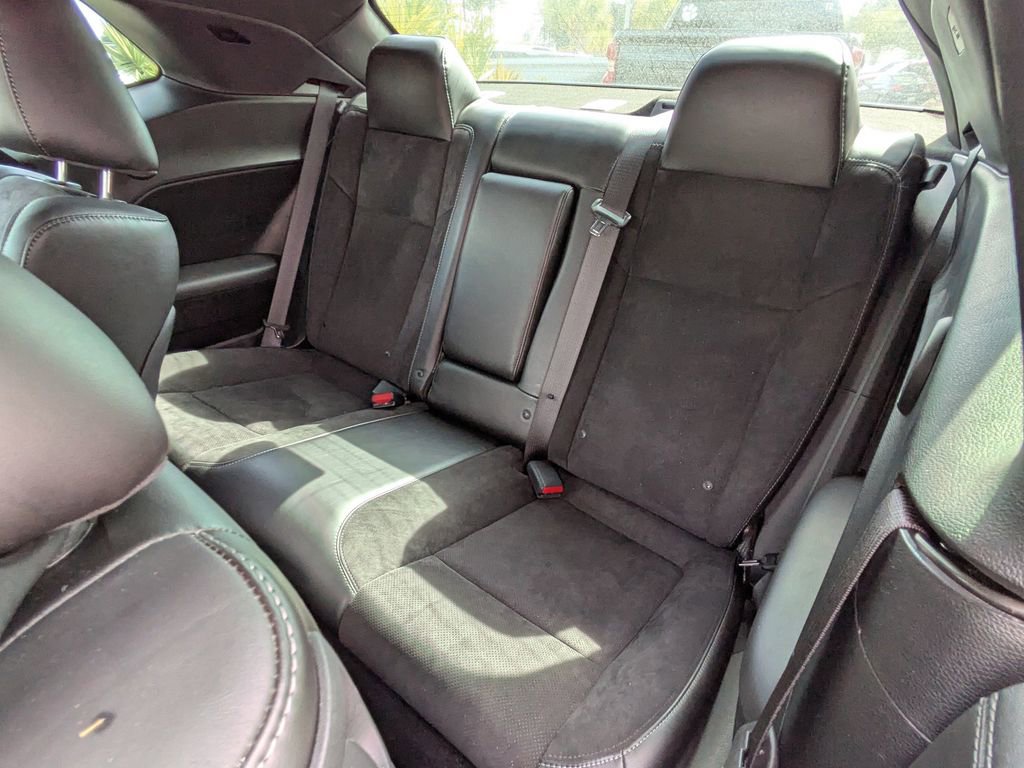 Used 2023 Dodge Challenger R/T w/ Plus Package image 13