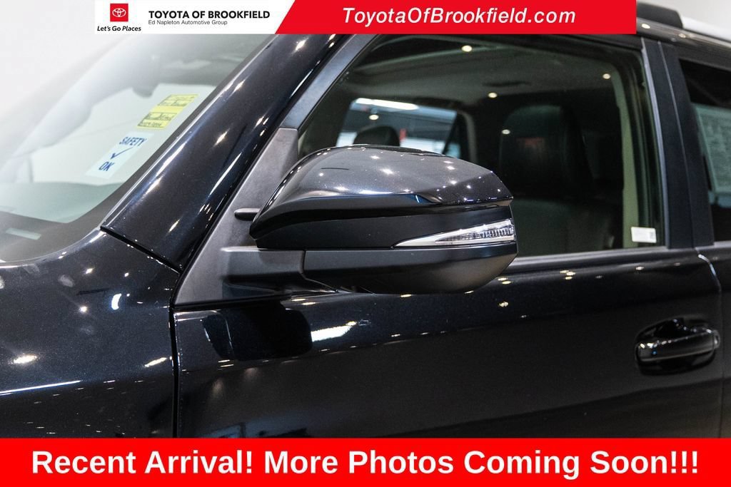 Used 2018 Toyota 4Runner TRD Off-Road Premium AWD/4WD image 10