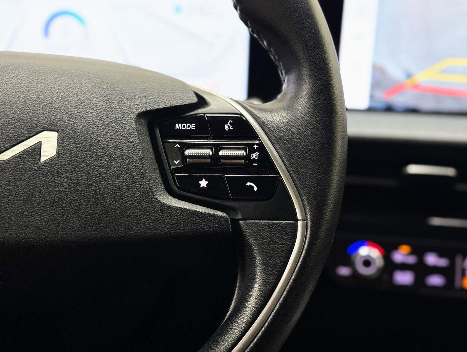 Used 2023 Kia EV6 Wind w/ Wind Technology Package image 20