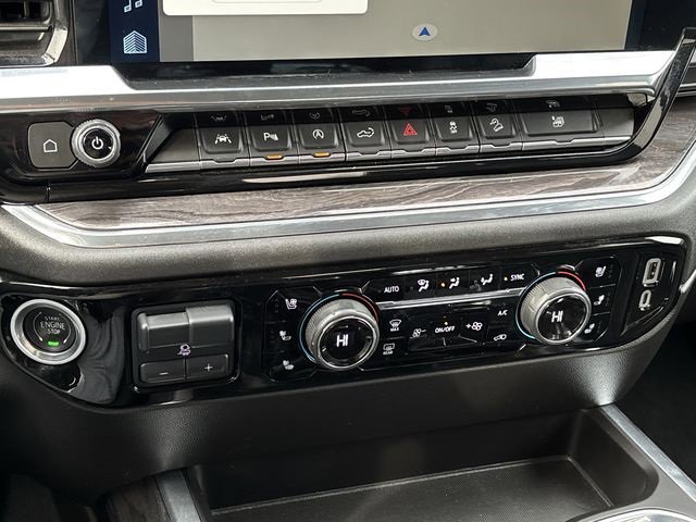 Used 2023 Chevrolet Silverado 1500 LTZ image 32