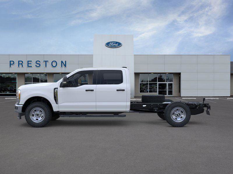 New 2026 Ford F350 XL w/ XL Chrome Package image 18