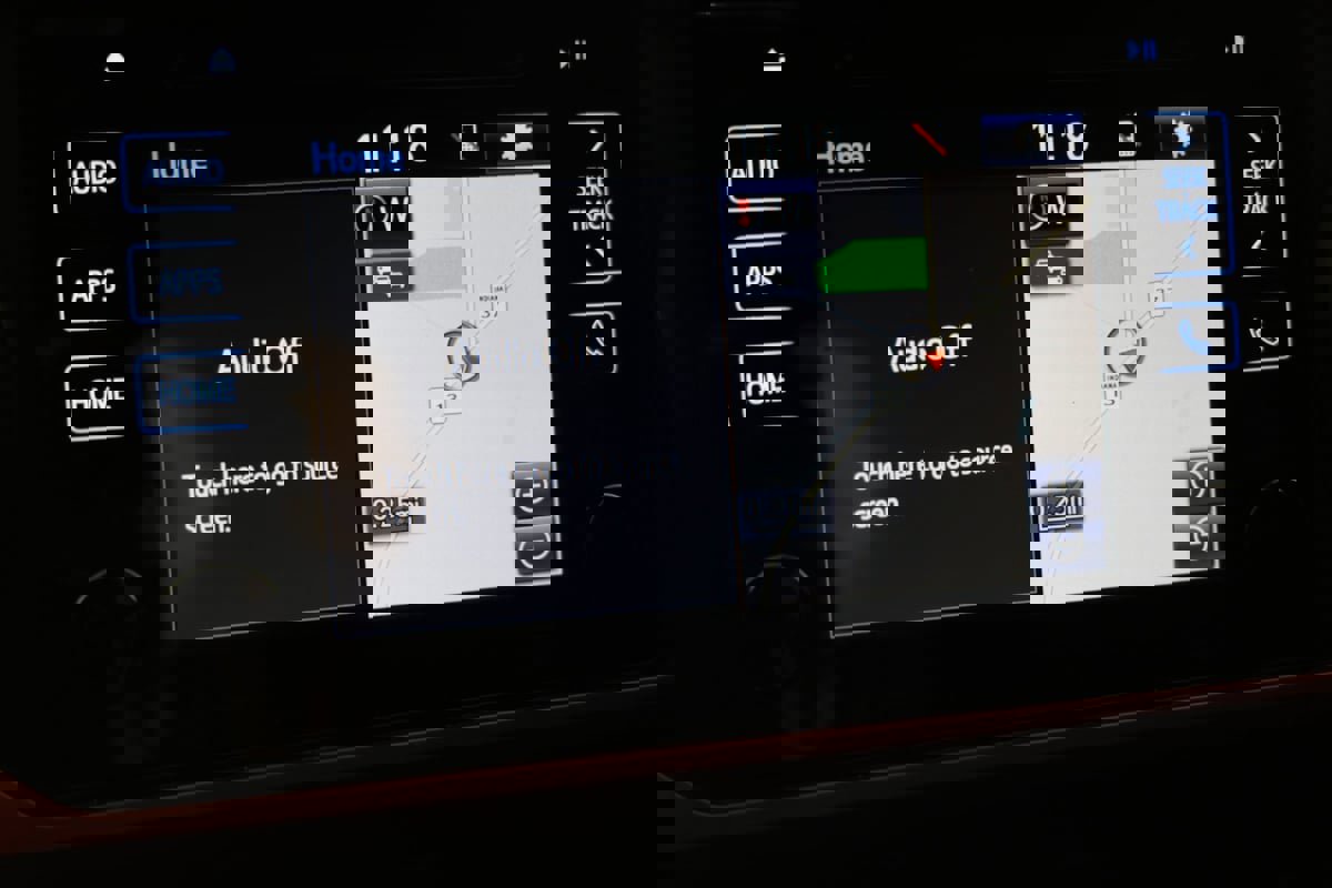 Used 2019 Toyota Tacoma TRD Off-Road image 28