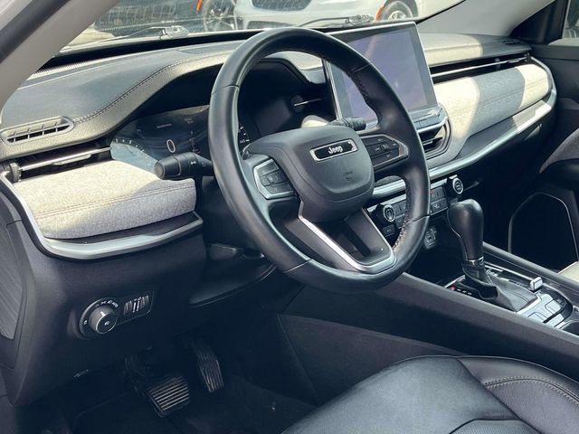 Used 2022 Jeep Compass Latitude image 12