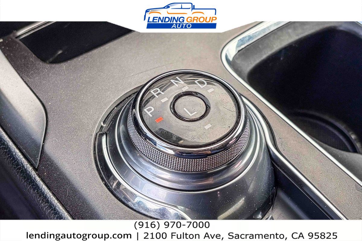 Used 2017 Ford Fusion Energi Titanium FWD image 18