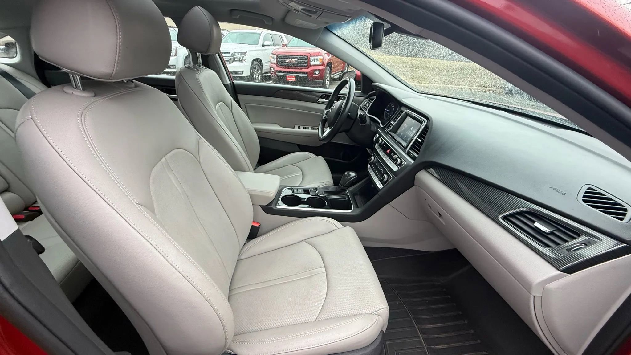 Used 2018 Hyundai Sonata Limited image 36