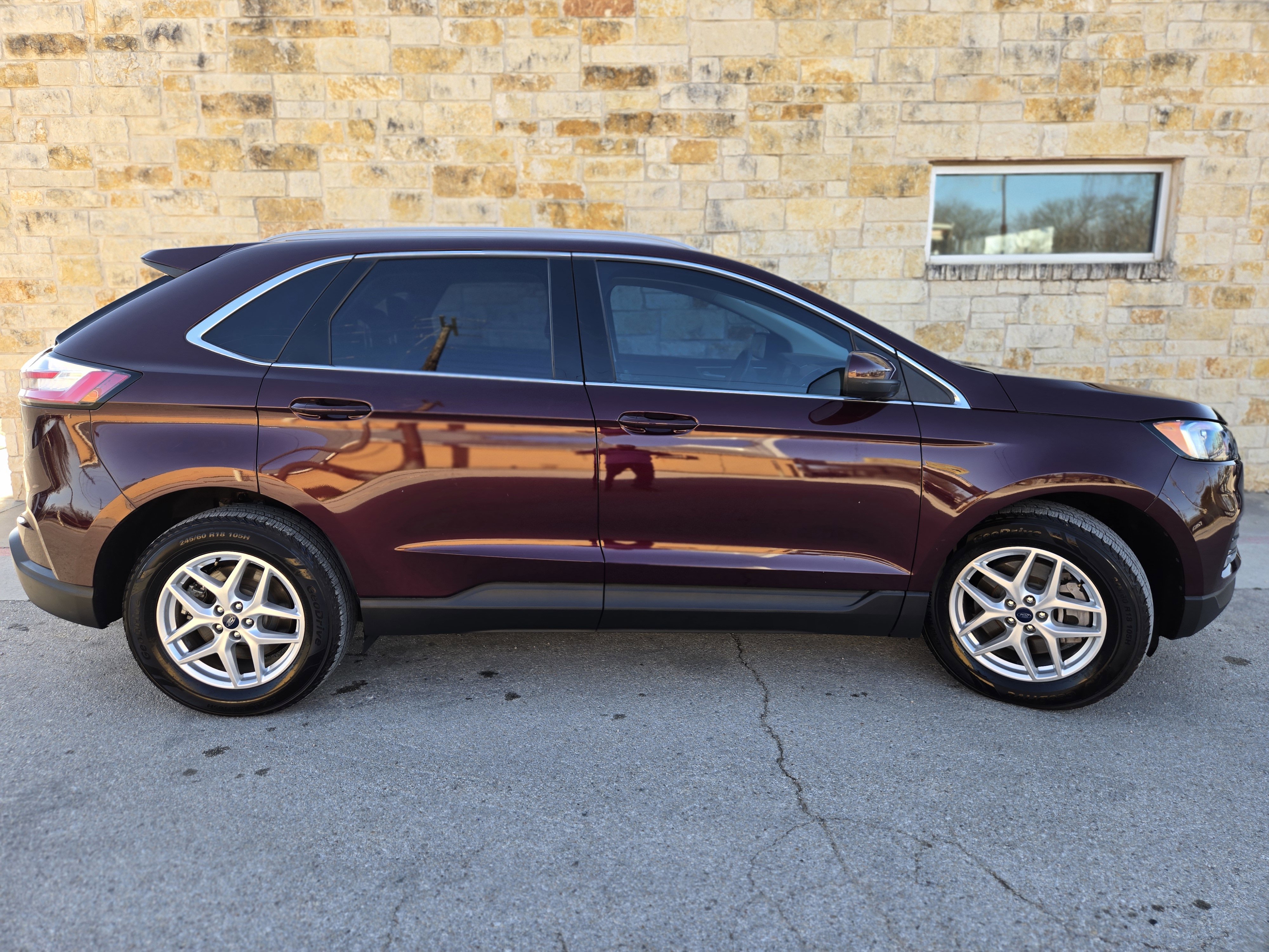Used 2022 Ford Edge SEL w/ Convenience Package image 18