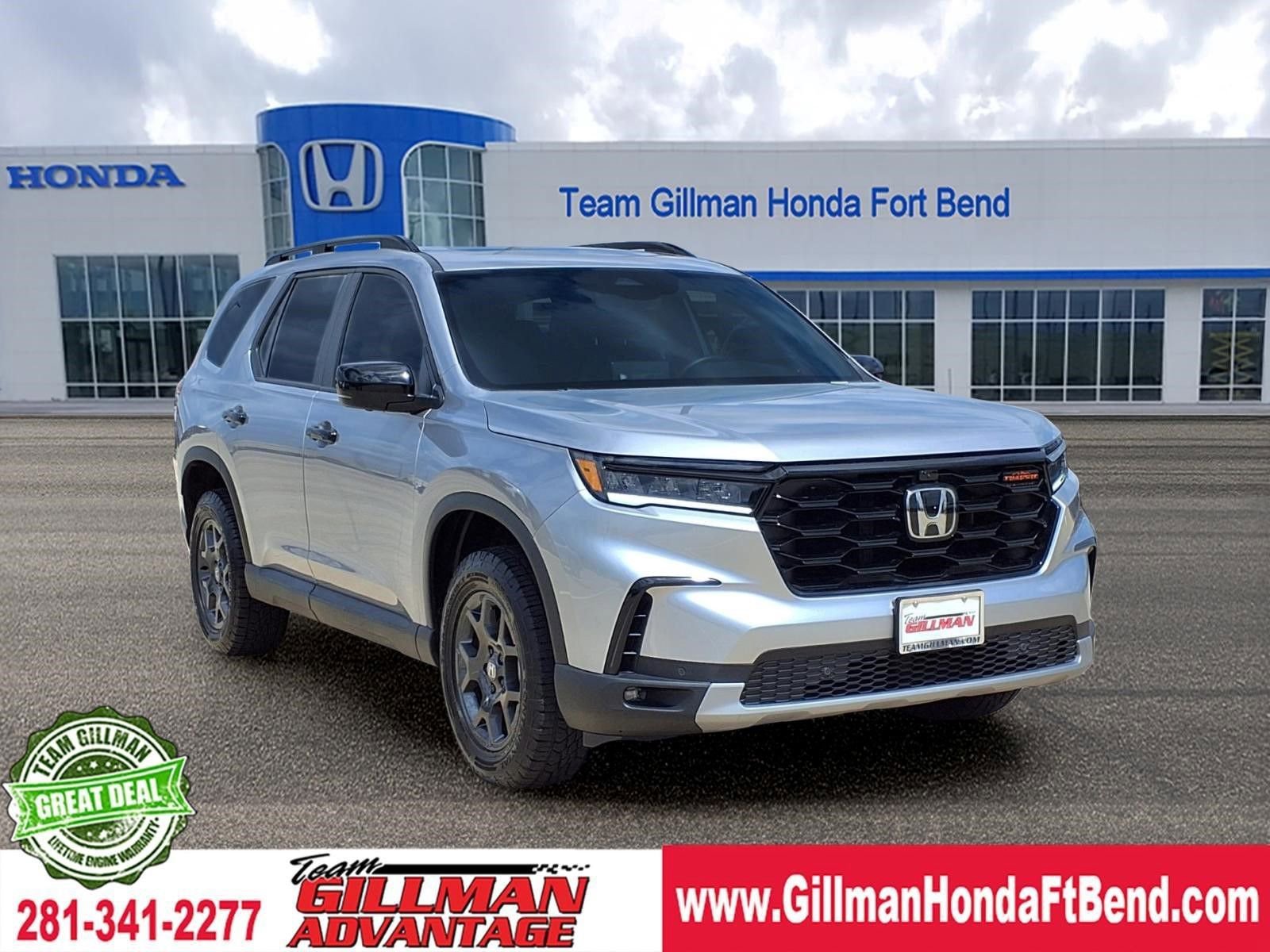 Used 2025 Honda Pilot TrailSport image 1