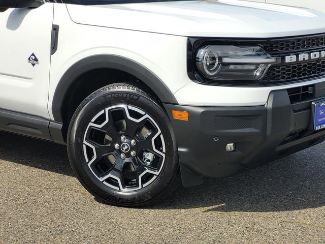 Certified 2025 Ford Bronco Sport Outer Banks w/ Outer Banks Tech Package+ image 6