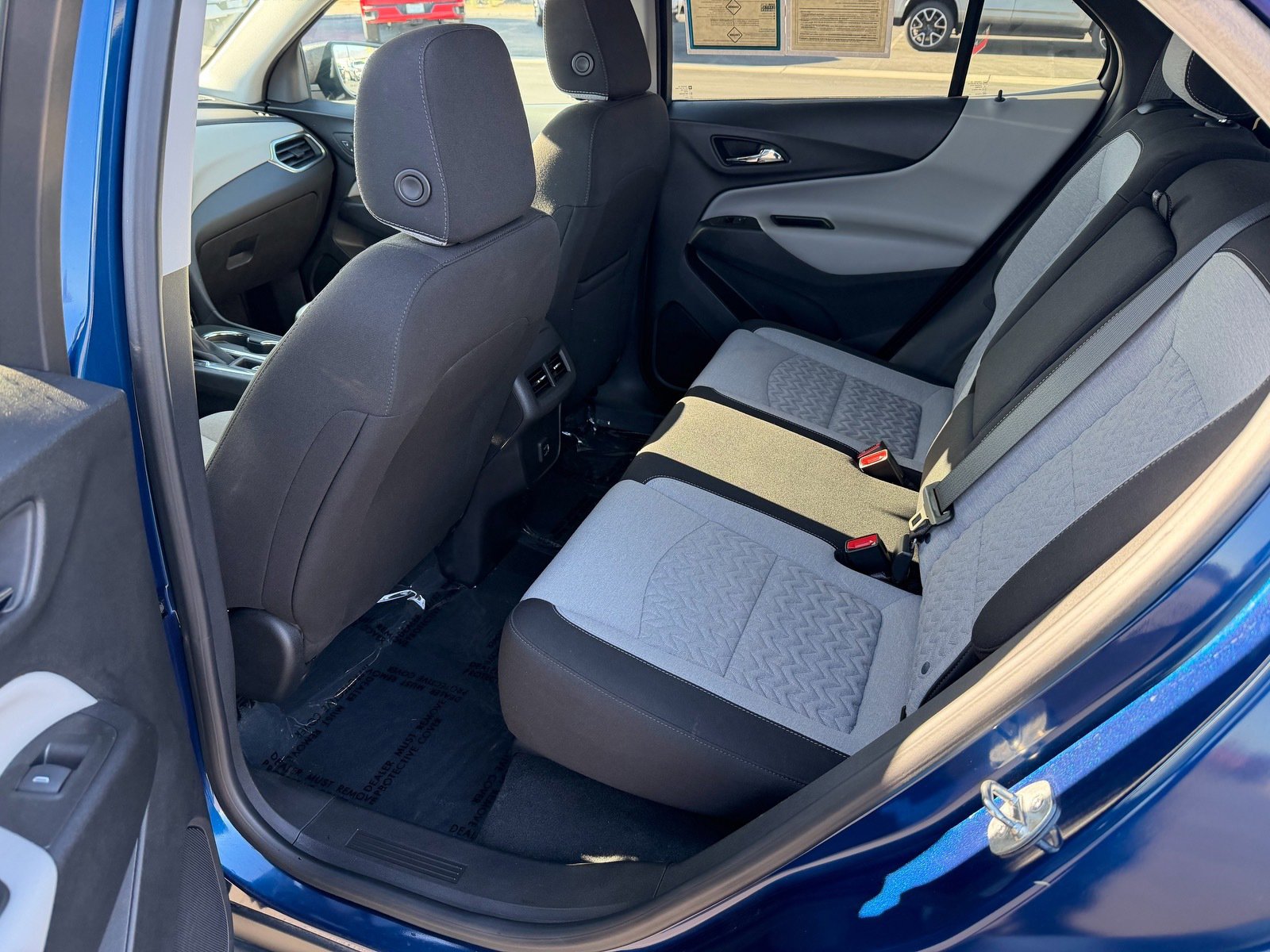 Used 2023 Chevrolet Equinox LS w/ LS Convenience Package FWD image 17