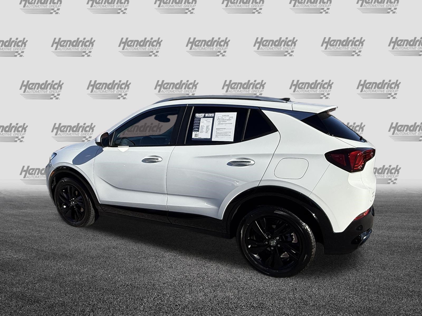 Used 2024 Buick Encore GX Sport Touring FWD image 8