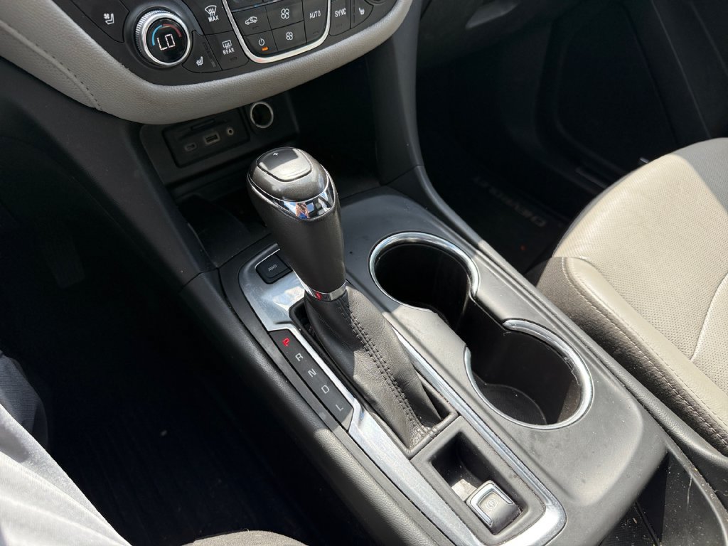 Used 2019 Chevrolet Equinox Premier AWD/4WD image 21