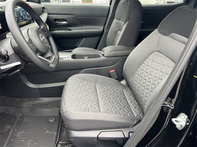 New 2026 Nissan Kicks SV w/ Illumination Package image 18