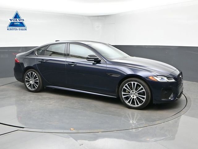 Used 2024 Jaguar XF R-Dynamic SE AWD/4WD image 1