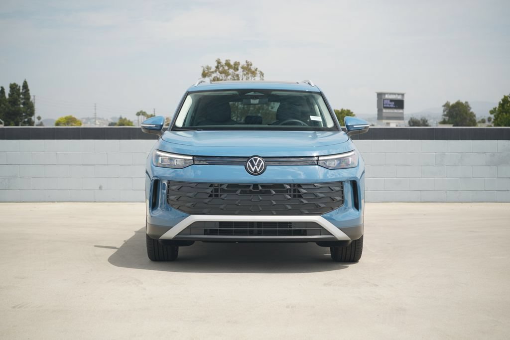 New 2026 Volkswagen Tiguan SE FWD image 5