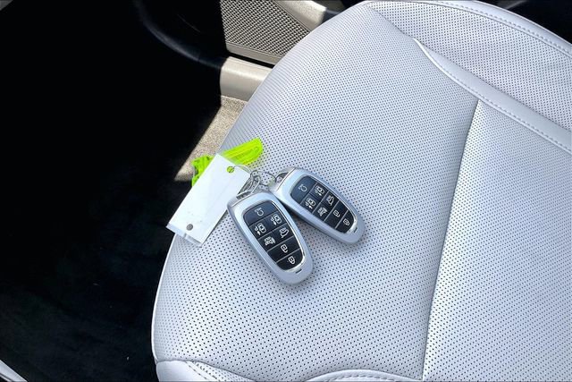 Used 2024 Hyundai Tucson Limited AWD/4WD image 11