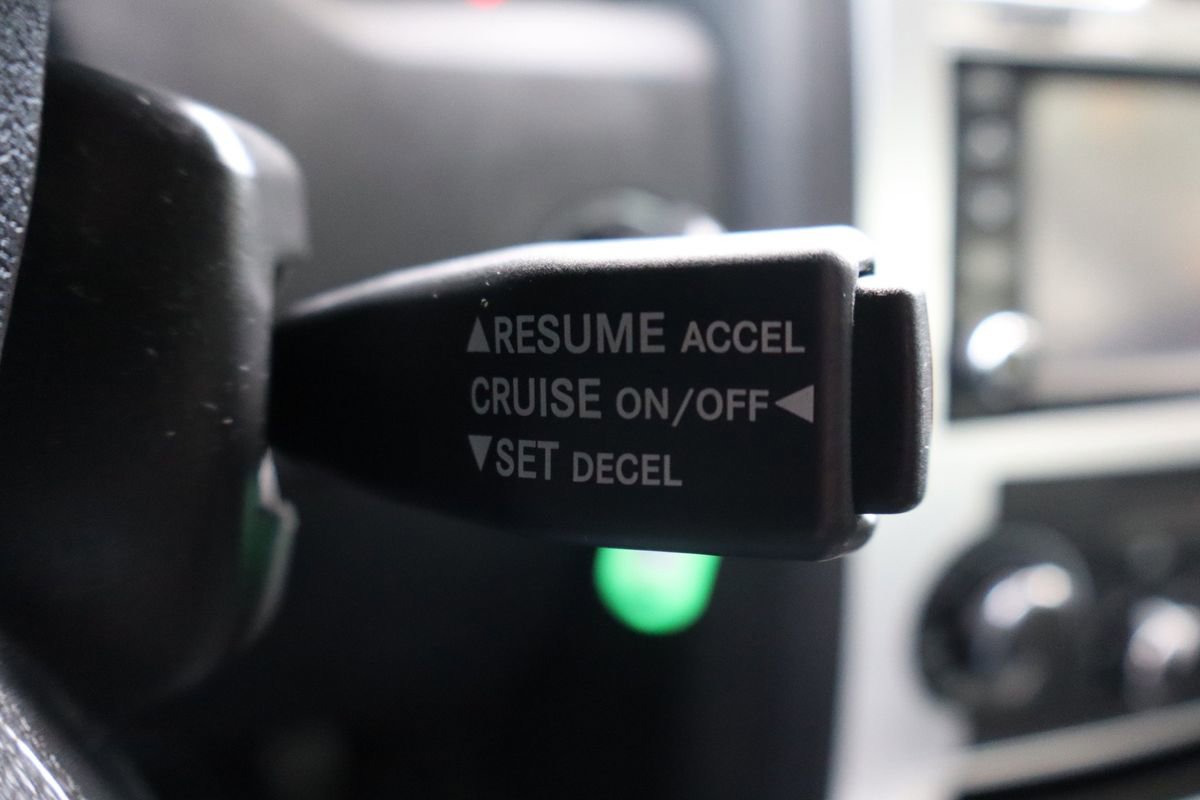 Used 2010 Chrysler 300 Touring image 30