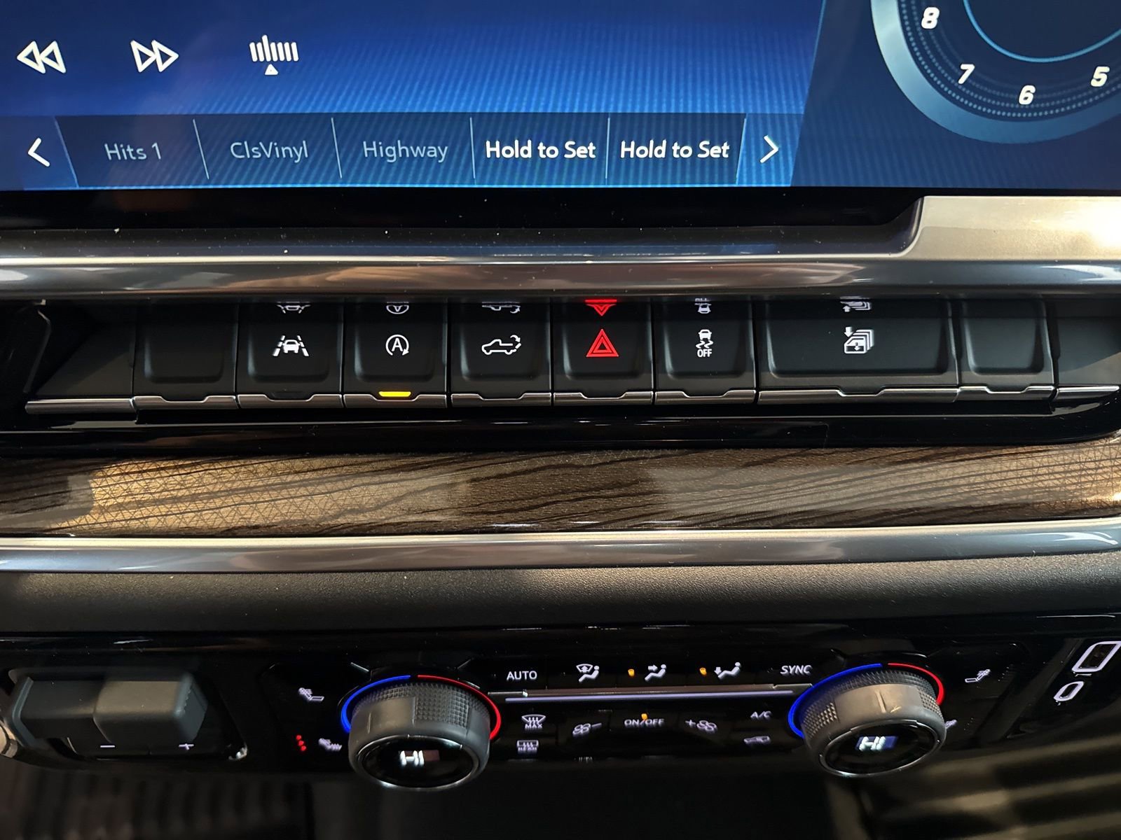 New 2026 Chevrolet Silverado 1500 LT w/ LPO, Dark Essentials Package image 27