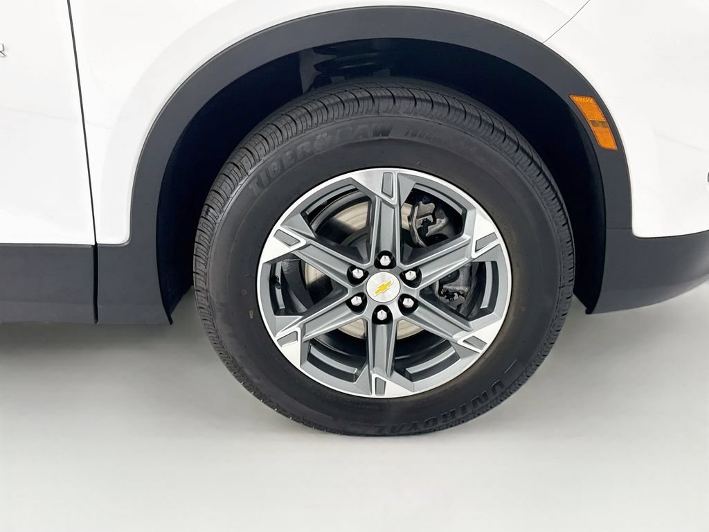 Used 2024 Chevrolet Blazer LT w/ Convenience Package FWD image 30