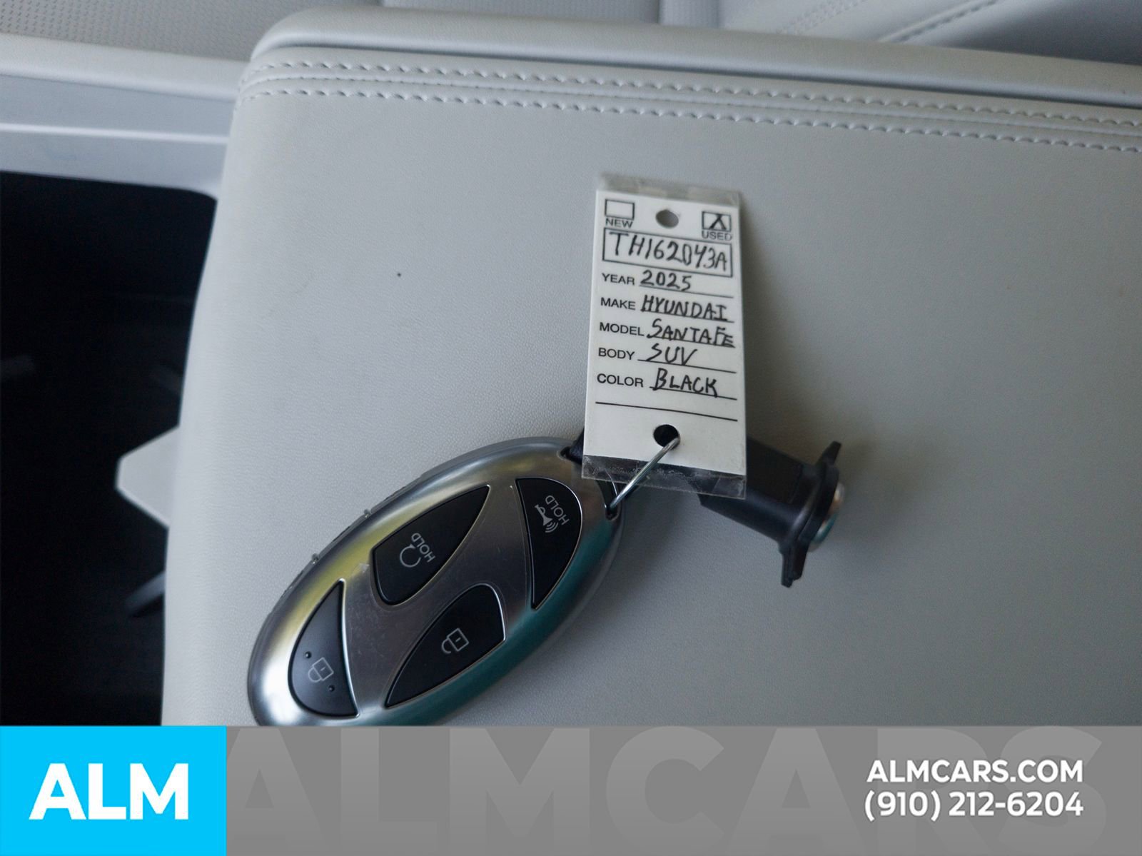 Used 2025 Hyundai Santa Fe Calligraphy image 39